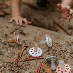 FRIGG 6-Pack Pacifiers - Round Silicone - Cinnamon Charm