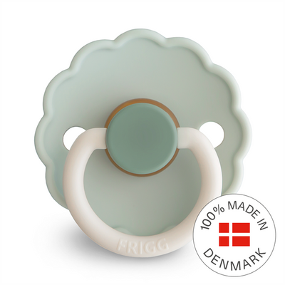 Daisy Latex Pacifier (Little Darling)