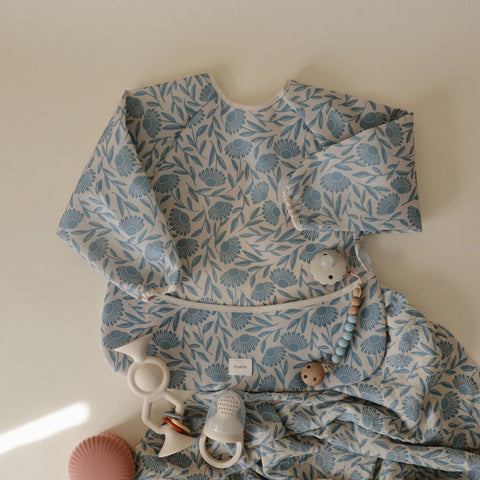 Mushie Long Sleeve Bib - Blue Flowers