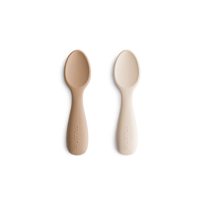Mushie Toddler Starter Spoons 2-Pack - Natural / Shifting Sand