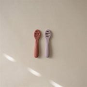 First Feeding Baby Spoons (2-pack) - Rose/Soft Lilac